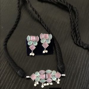 Chocker necklace